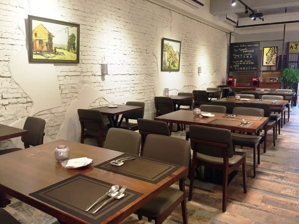 Isaac EATALIAN CUISINE:Isaac EATALIAN CUISINE