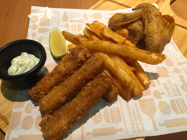 Tino's Pizza Café堤諾比薩(台北信義誠品店):Tino's Pizza Café堤諾比薩 台北信義誠品店