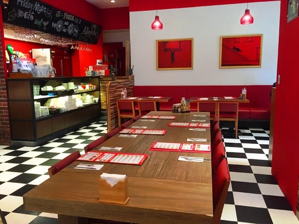 Alleycat's 手工窯烤披薩(誠品新板店Eslite Banqiao):Alleycat's 手工窯烤披薩 (誠品新板店Eslite Banqiao)