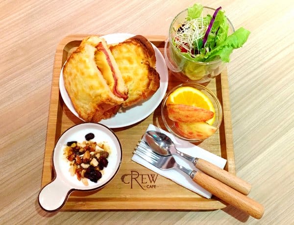 CREW CAFE:CREW CAFE