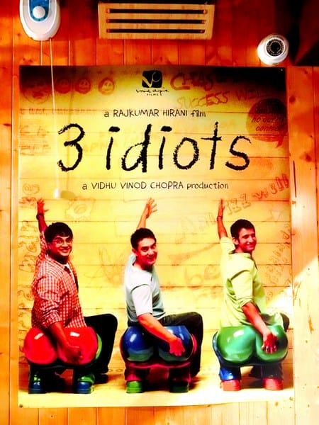 3 Idiots Toast& Curry:3 Idiots Toast& Curry