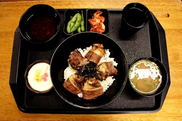 小學日燒肉丼食堂:小學日燒肉丼食堂