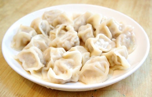 貓咪啃餃子:貓咪啃餃子