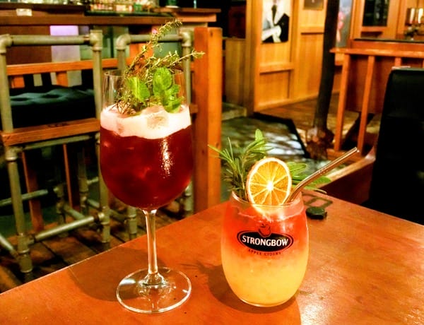 樹下 Undertree:樹下 Undertree