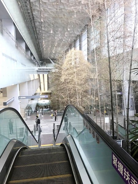 桃園機場捷運:「中壢場」搭桃園機捷挑戰未知旅程-用盲旅玩轉桃園