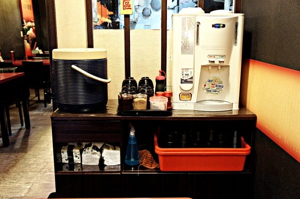 八八食堂:八八食堂