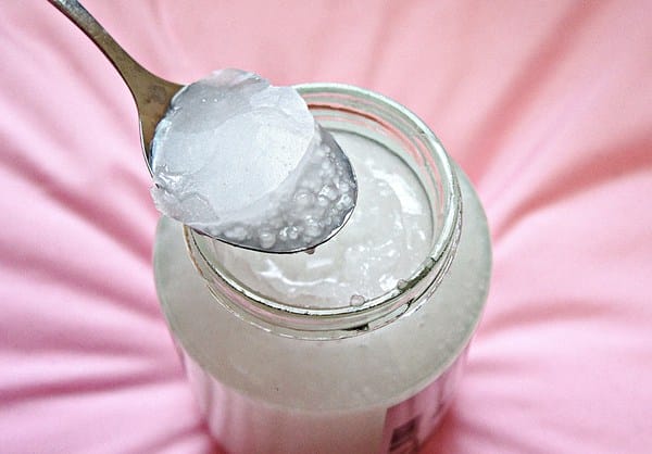 半天水事業股份有限公司:鮮剖100%純天然冷壓初榨椰子油