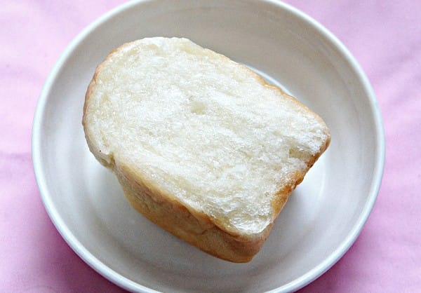 半天水事業股份有限公司:鮮剖100%純天然冷壓初榨椰子油