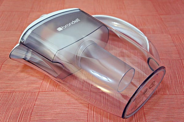 美國 Brondell H2O+ 長效濾水壺:美國 Brondell H2O+ 長效濾水壺