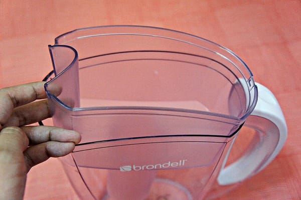 美國 Brondell H2O+ 長效濾水壺:美國 Brondell H2O+ 長效濾水壺