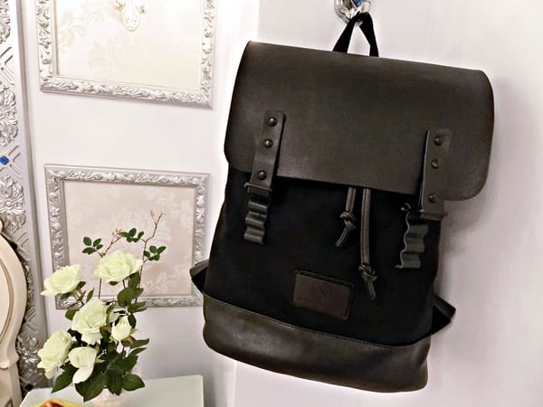 Gaston Luga:Gaston Luga