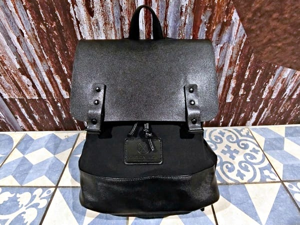 Gaston Luga:Gaston Luga