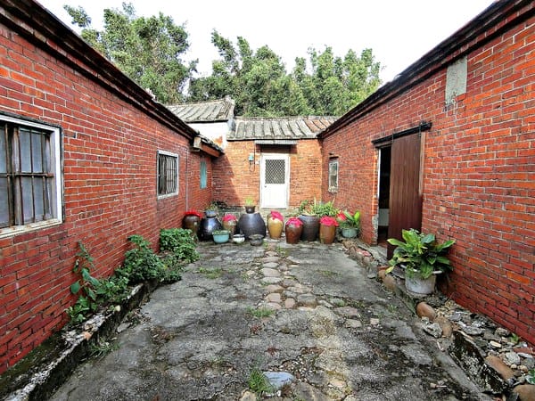 觀音蓮花季:【2017觀音蓮花季】荷浪桃桃。樂遊蓮池.獨家大宅門布袋戲變臉秀