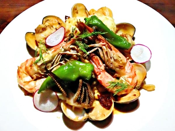 Smith酒藏:【Smith酒藏】 紅酒白酒香檳。500元無限暢飲。捷運忠孝復興站