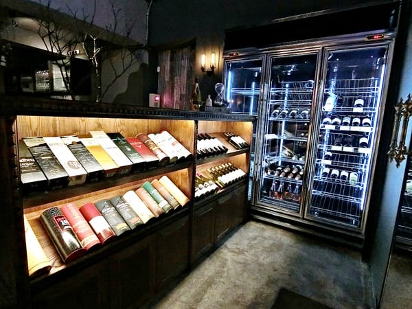 Smith酒藏:【Smith酒藏】 紅酒白酒香檳。500元無限暢飲。捷運忠孝復興站