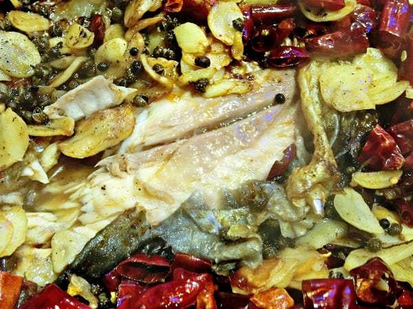 水貨-中和店:水貨炭火烤魚