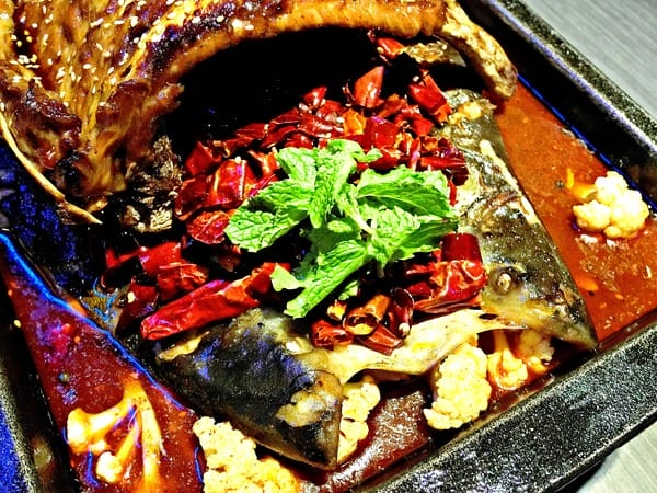 水貨-中和店:水貨炭火烤魚