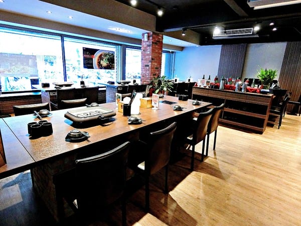 一品言巴渝特色餐館:【一品言巴渝特色餐館】重慶烤魚。麻辣乾鍋