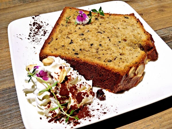 Simple by elephant garden:Simple by elephant garden