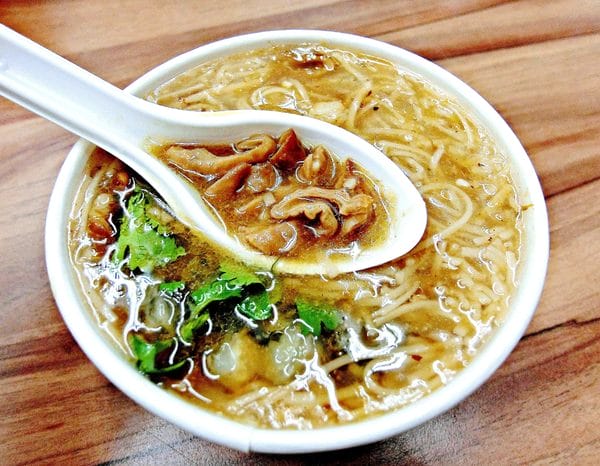 胖媽媽大腸蚵仔麵線肉粽(忠明店):胖媽媽大腸蚵仔麵線 忠明店