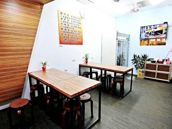 胖媽媽大腸蚵仔麵線肉粽(忠明店):胖媽媽大腸蚵仔麵線 忠明店