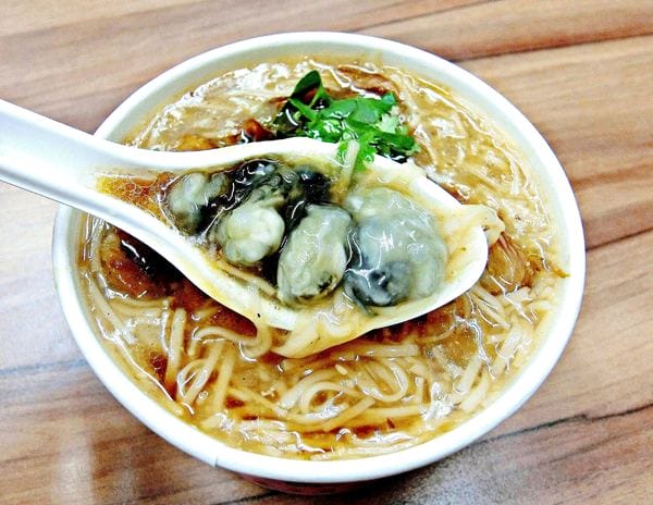 胖媽媽大腸蚵仔麵線肉粽(忠明店):胖媽媽大腸蚵仔麵線 忠明店