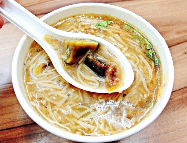 胖媽媽大腸蚵仔麵線肉粽(忠明店):胖媽媽大腸蚵仔麵線 忠明店