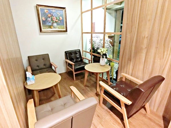 好fun空間舒壓工作坊:【好fun空間舒壓工作坊】#台北經絡按摩#東區經絡按摩#台北產後按摩#台北孕婦按摩#台北學按摩#市政府按摩#經絡按摩