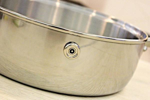 FJ飛捷義大利生活館:【FJ飛捷義大利生活館】新科技快鍋—炒鍋。義大利原裝進口。保用50年的高級快鍋!