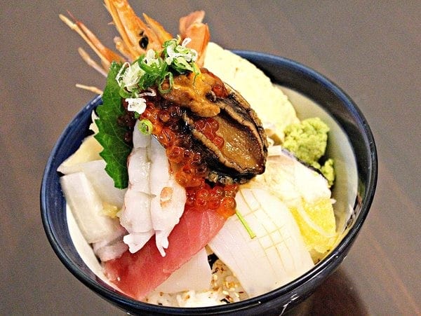 元月食堂:【元月食堂】樹林美食日式料理。生魚片。日式蓋飯推薦