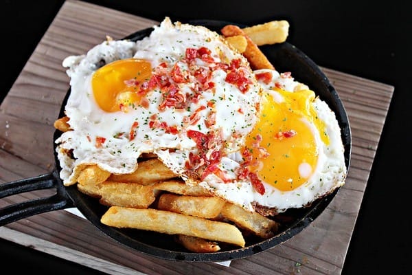 ABV閣樓餐酒館景觀餐廳:【ABV閣樓餐酒館景觀餐廳】板橋府中站。世界精釀啤酒。手工義大利麵