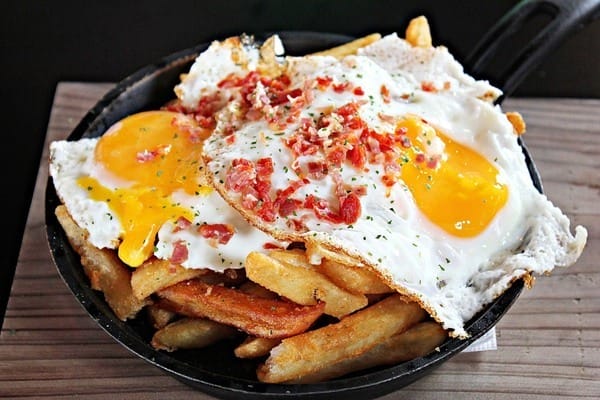 ABV閣樓餐酒館景觀餐廳:【ABV閣樓餐酒館景觀餐廳】板橋府中站。世界精釀啤酒。手工義大利麵