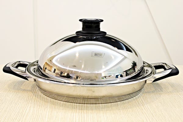 FJ飛捷義大利生活館:【FJ飛捷義大利生活館】SILGA油脂分離鍋。義大利鍋具。燒烤專用鍋