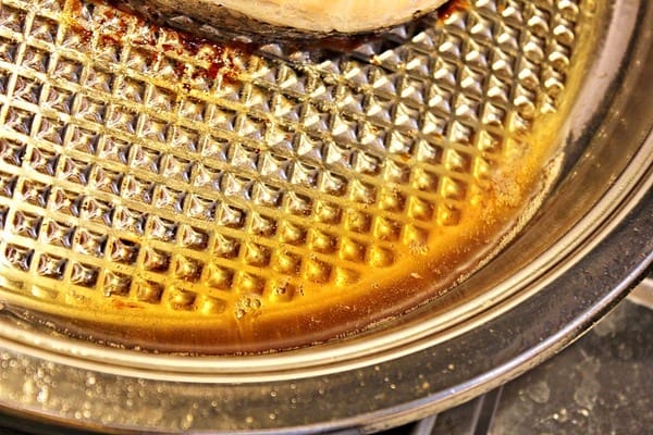 FJ飛捷義大利生活館:【FJ飛捷義大利生活館】SILGA油脂分離鍋。義大利鍋具。燒烤專用鍋