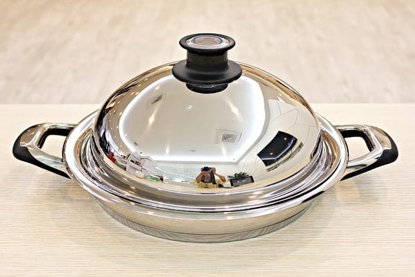 FJ飛捷義大利生活館:【FJ飛捷義大利生活館】SILGA油脂分離鍋。義大利鍋具。燒烤專用鍋