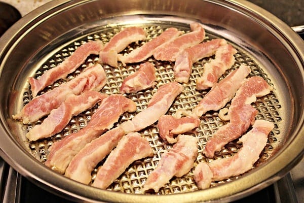 FJ飛捷義大利生活館:【FJ飛捷義大利生活館】SILGA油脂分離鍋。義大利鍋具。燒烤專用鍋