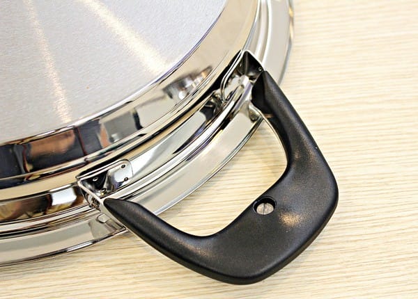 FJ飛捷義大利生活館:【FJ飛捷義大利生活館】SILGA油脂分離鍋。義大利鍋具。燒烤專用鍋