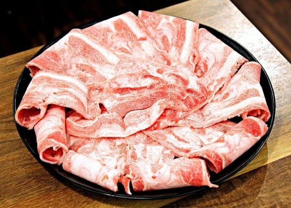 瀧厚鍋物(景平店):【瀧厚鍋物】大分量肉品。中和火鍋推薦