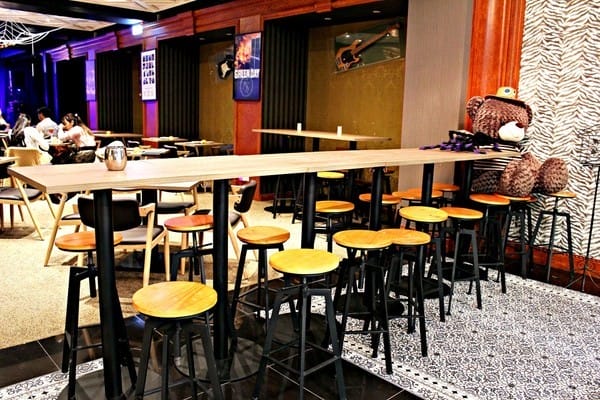 Rocket Music:【Rocket Music】音樂餐酒館推薦。LIVE演唱