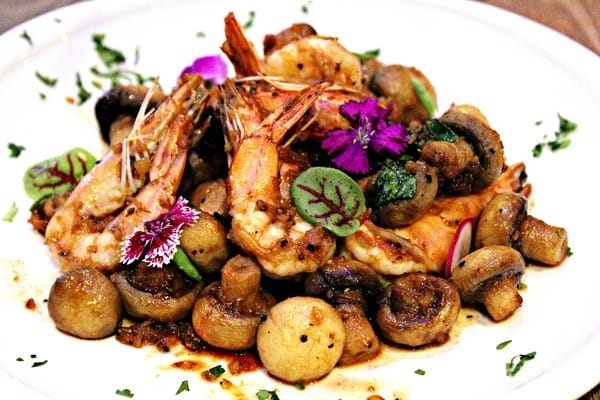 Rocket Music:【Rocket Music】音樂餐酒館推薦。LIVE演唱