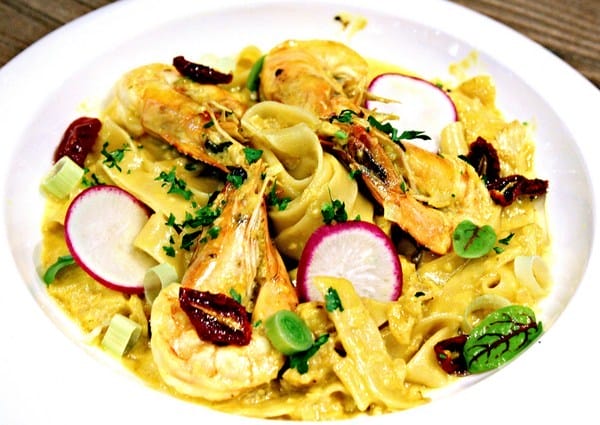 Rocket Music:【Rocket Music】音樂餐酒館推薦。LIVE演唱