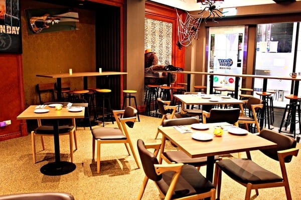 Rocket Music:【Rocket Music】音樂餐酒館推薦。LIVE演唱