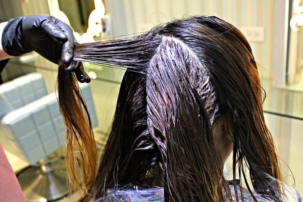 VeLOURS汎蘿髮型:【VeLOURS髮廊】桃園染燙設計。結構式護髮