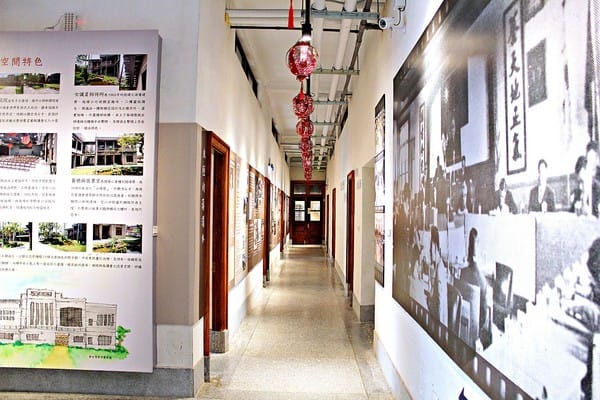 宜蘭人故事館:【宜蘭人故事館】永恆的蔣渭水。燈籠主題展覽。VR體驗館。波堡披薩Bobo Pizza。i-FRANCE 愛法餐廳