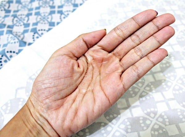 益態水:【益態水E.T.Water】沐浴精華 vs 洗髮精華