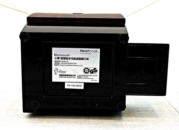 Heartcook心廚:【Heartcook心廚】智慧型多功能滅菌磨刀架。廚房收納