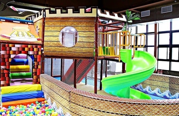 奇麗灣珍奶文化館:【奇麗灣珍奶文化館】宜蘭蘇澳親子旅遊景點推薦。東部旅行雨天備案