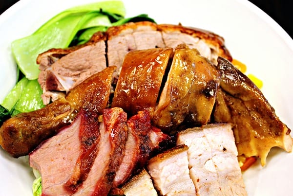 【榮華三寶飯惦】燒臘便當。捷運板橋站。新北食記