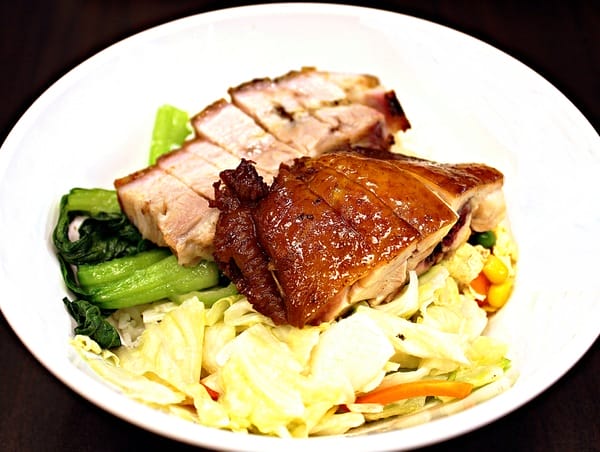 【榮華三寶飯惦】燒臘便當。捷運板橋站。新北食記