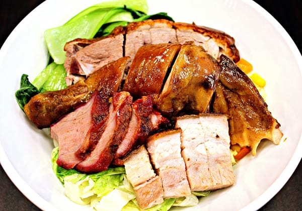 【榮華三寶飯惦】燒臘便當。捷運板橋站。新北食記